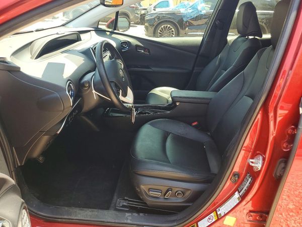 2017 TOYOTA PRIUS