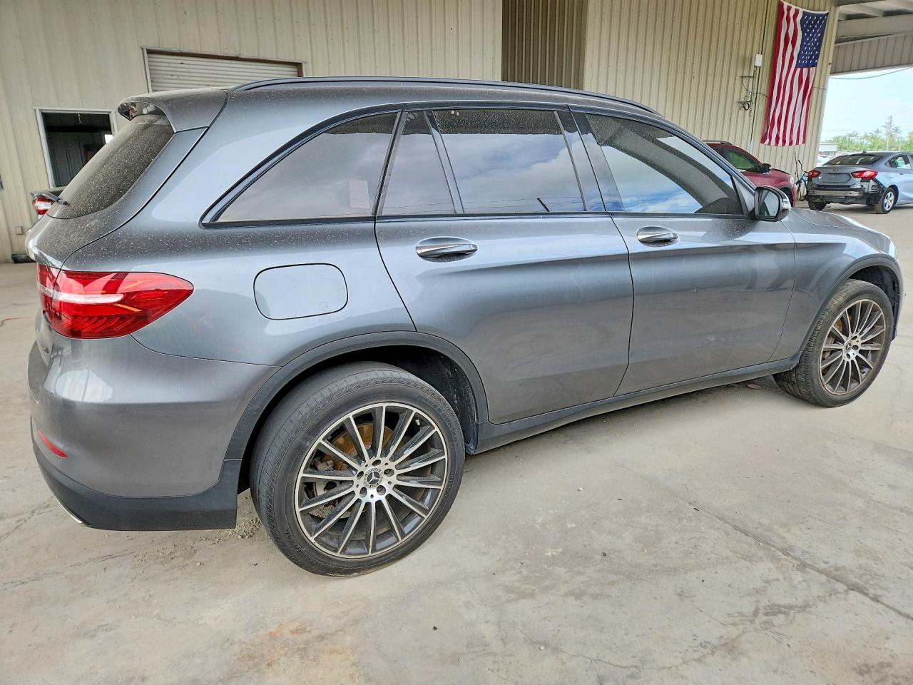 2019 MERCEDES-BENZ GLC GLC300