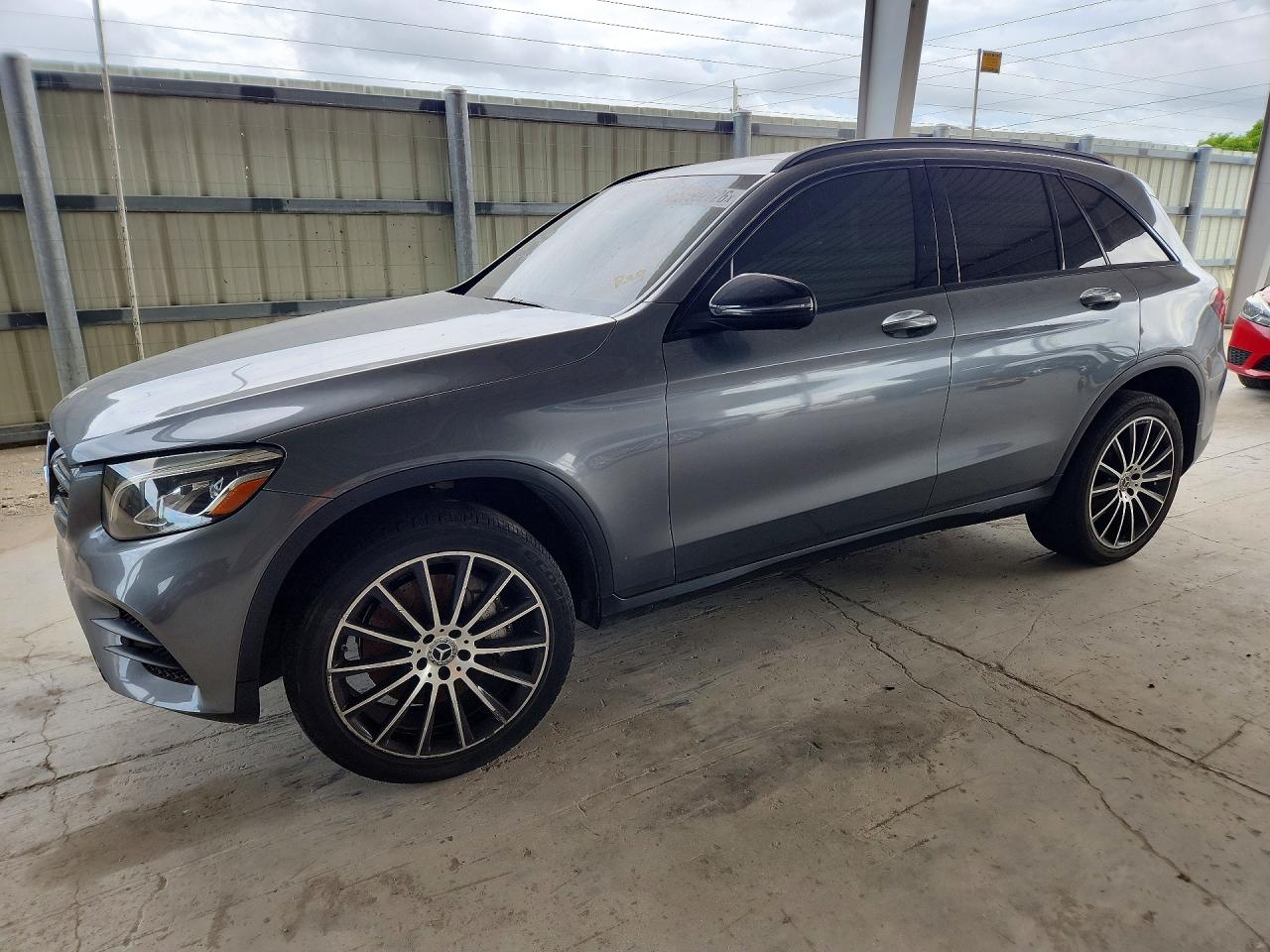 2019 MERCEDES-BENZ GLC GLC300