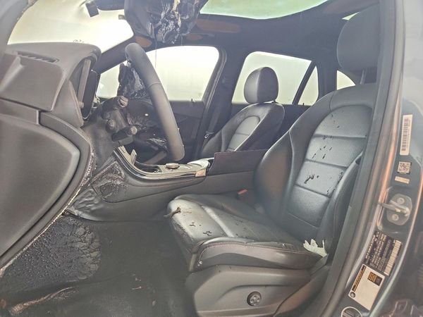 2019 MERCEDES-BENZ GLC GLC300