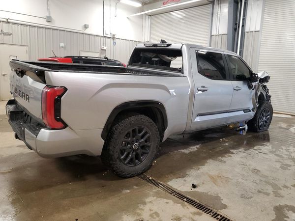 2024 TOYOTA TUNDRA