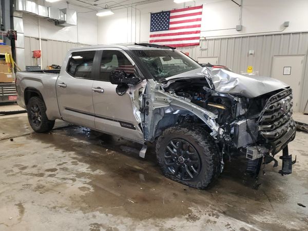 2024 TOYOTA TUNDRA