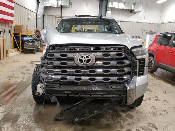 2024 TOYOTA TUNDRA