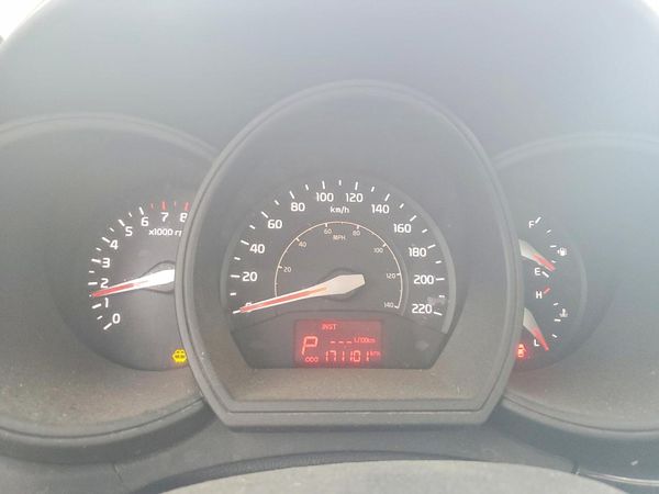 2017 KIA RIO LX