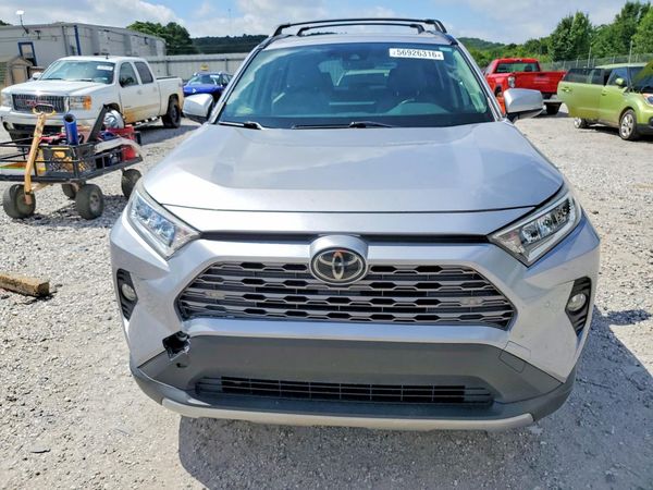 2019 TOYOTA RAV4