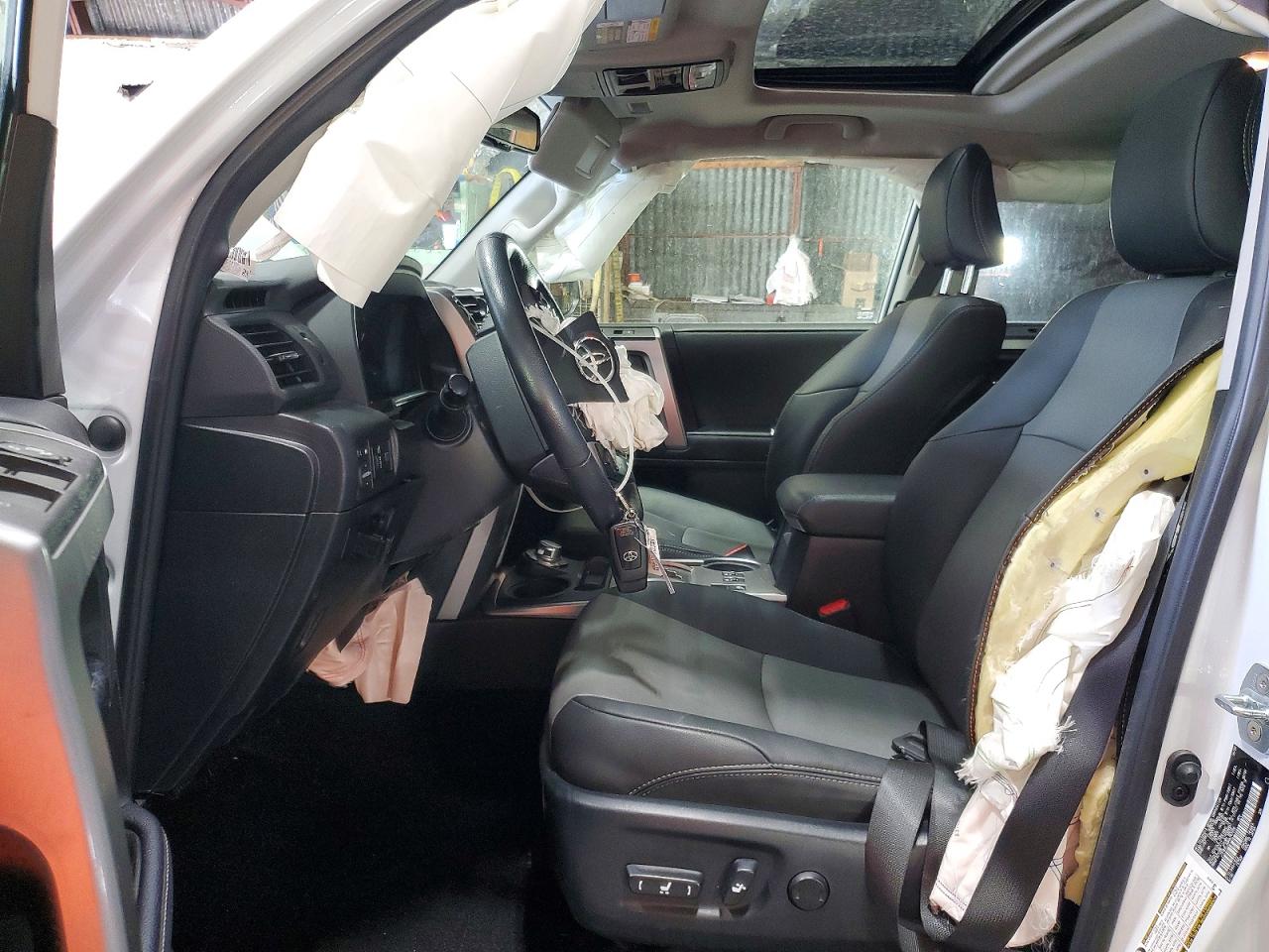 2024 TOYOTA 4RUNNER SR5 Prem