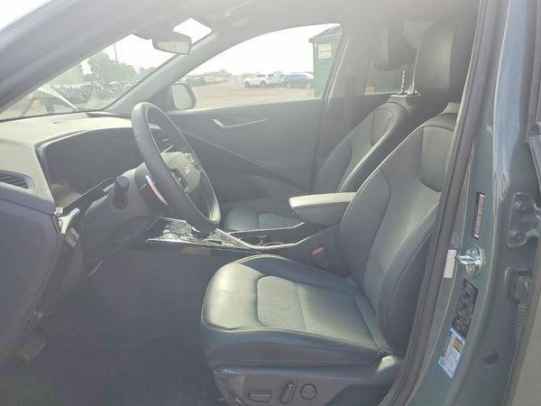 2023 KIA NIRO Wind