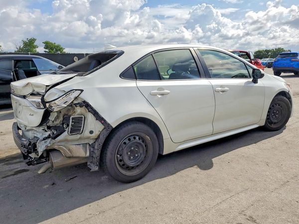 2021 TOYOTA COROLLA