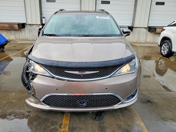 2017 CHRYSLER PACIFICA Touring L Plus