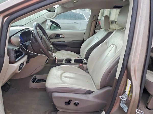 2017 CHRYSLER PACIFICA Touring L Plus