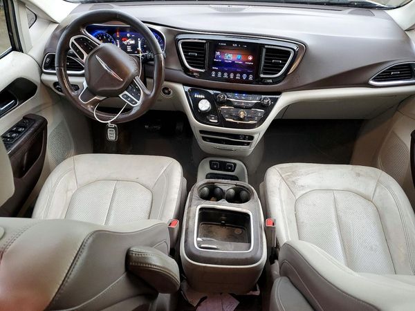 2017 CHRYSLER PACIFICA Touring L Plus