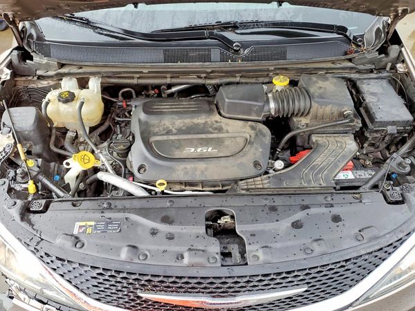 2017 CHRYSLER PACIFICA Touring L Plus