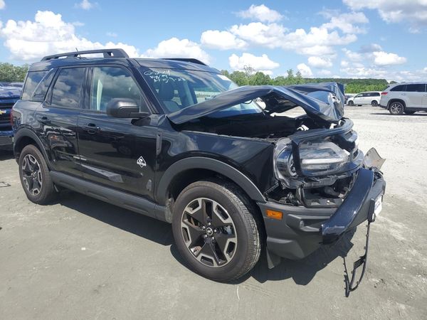 2024 FORD BRONCO Outer Banks — Passenger 3/4