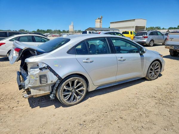 2022 TOYOTA COROLLA SE