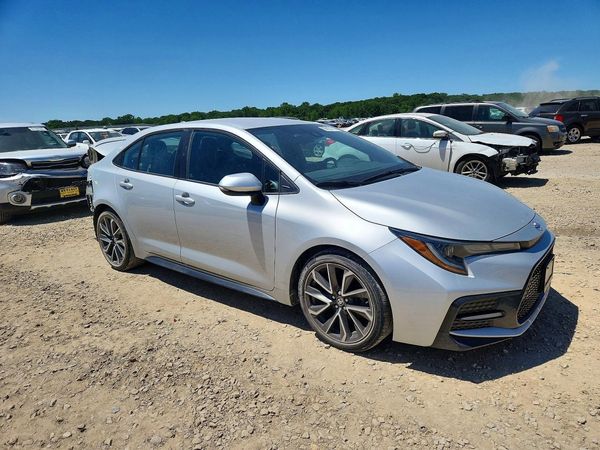 2022 TOYOTA COROLLA SE