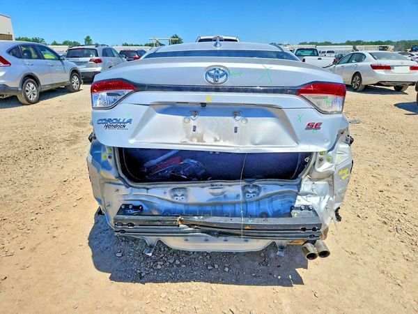 2022 TOYOTA COROLLA SE