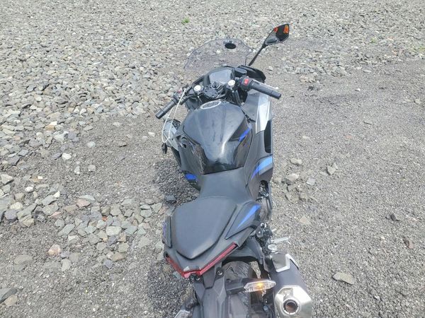 2025 KAWASAKI EX500