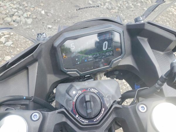 2025 KAWASAKI EX500
