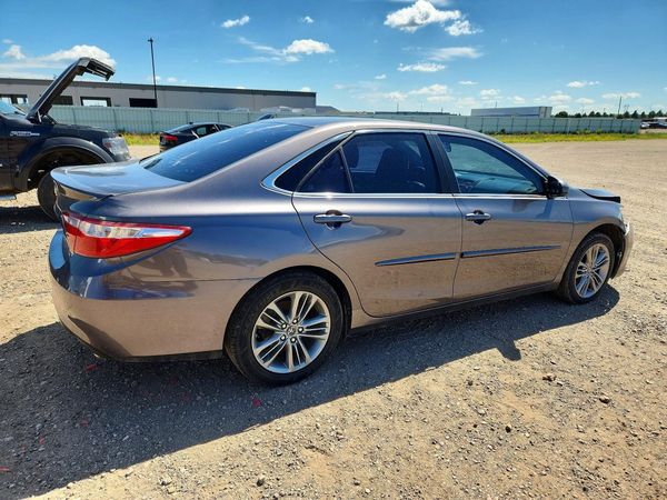 2017 TOYOTA CAMRY