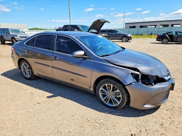 2017 TOYOTA CAMRY
