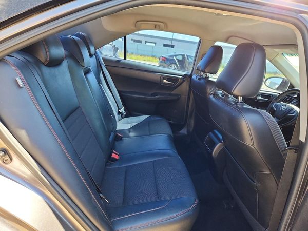 2017 TOYOTA CAMRY