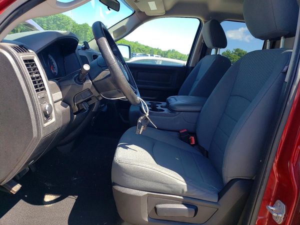 2013 RAM 1500 ST
