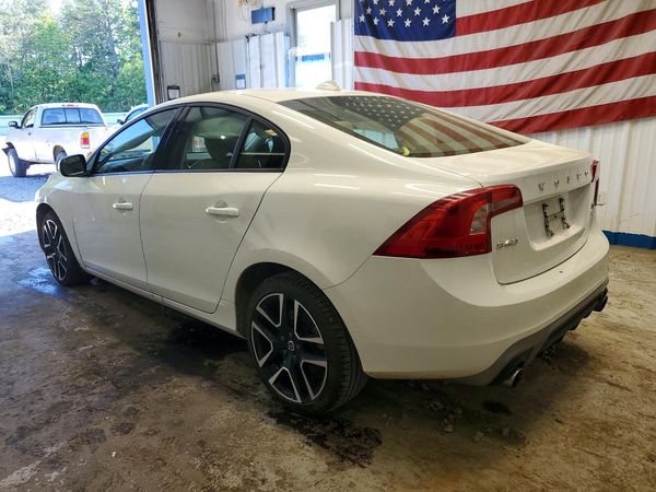 2018 VOLVO S60 Dynamic