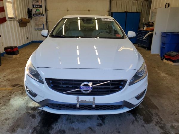 2018 VOLVO S60 Dynamic