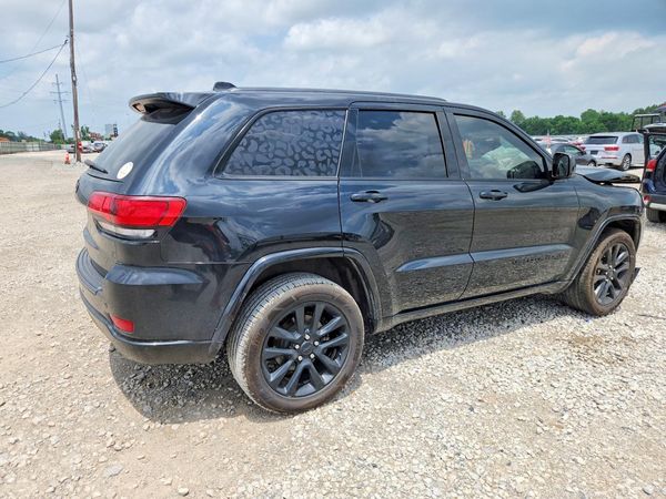 2020 JEEP GRAND CHEROKEE Laredo