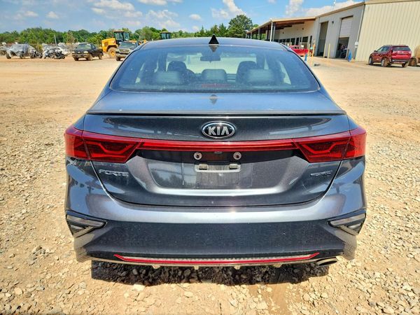 2020 KIA FORTE GT Line