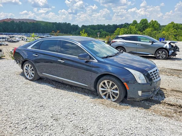 2014 CADILLAC XTS Luxury