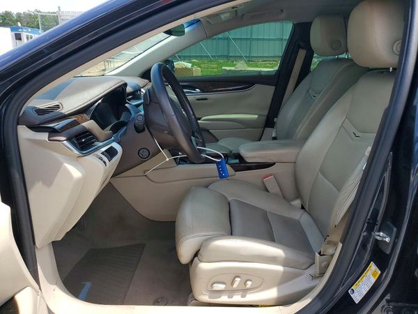 2014 CADILLAC XTS Luxury