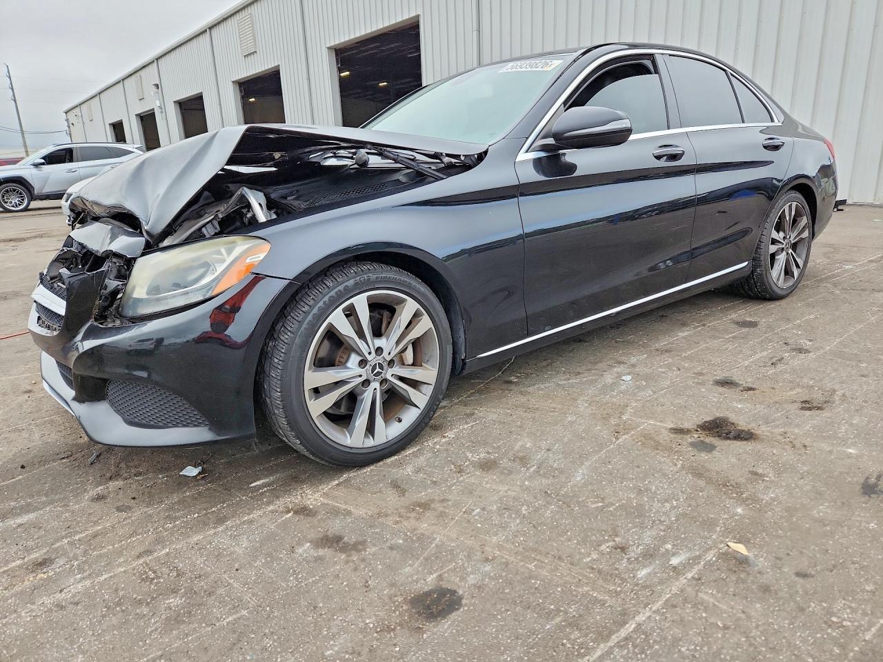 2016 MERCEDES-BENZ C C300