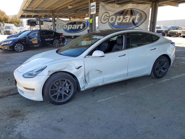 2020 TESLA MODEL 3