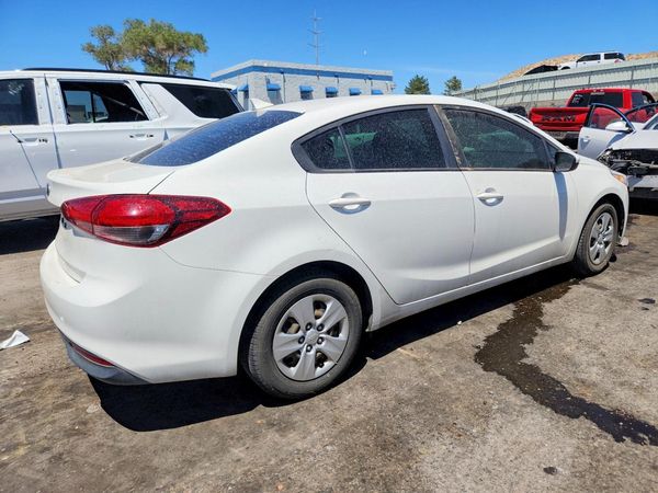 2018 KIA FORTE LX Base