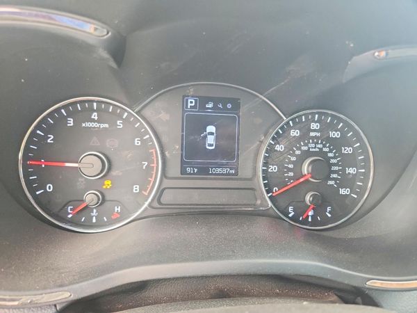 2018 KIA FORTE LX Base