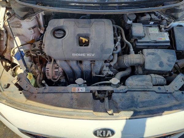 2018 KIA FORTE LX Base