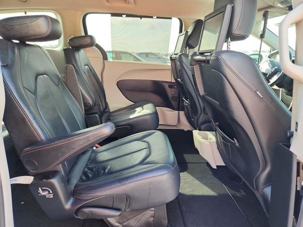 2018 CHRYSLER PACIFICA