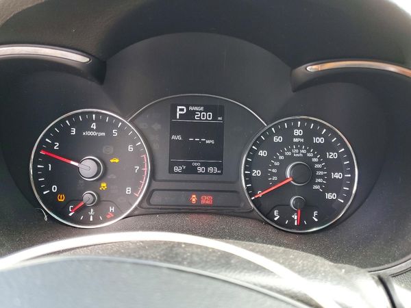 2017 KIA FORTE LX Base