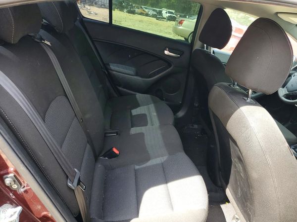 2017 KIA FORTE LX Base