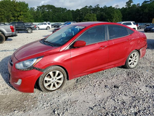 2012 HYUNDAI ACCENT