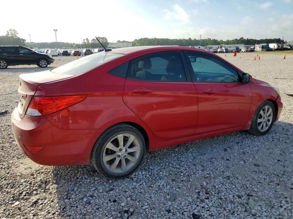 2012 HYUNDAI ACCENT