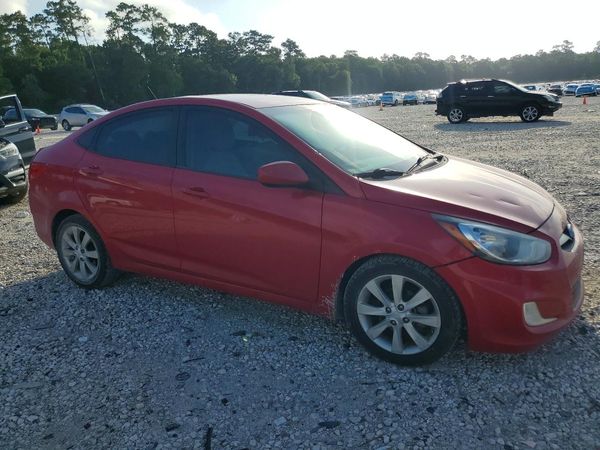 2012 HYUNDAI ACCENT