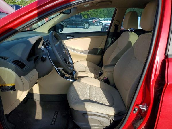 2012 HYUNDAI ACCENT