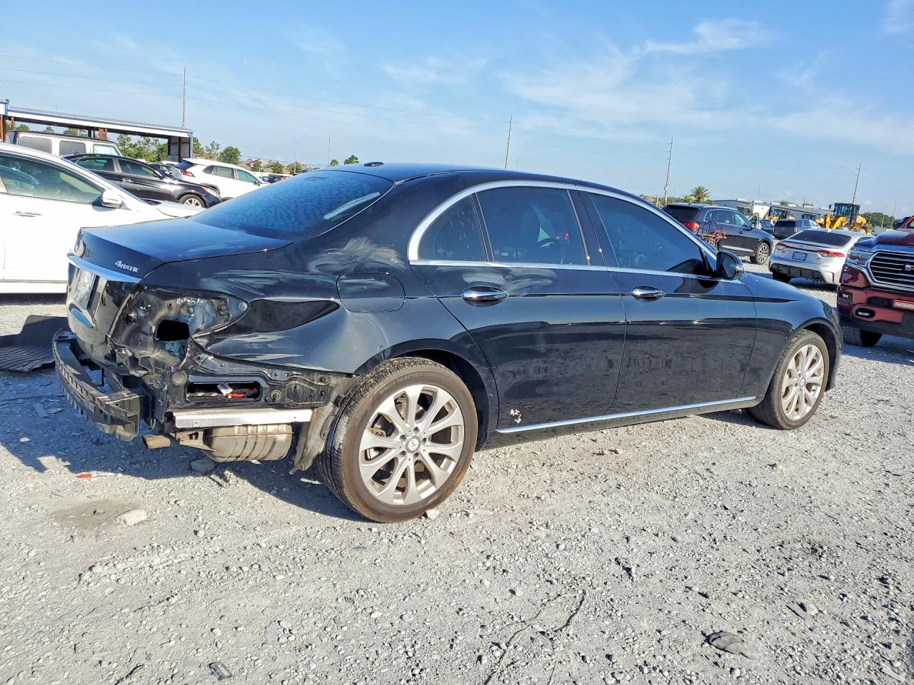 2017 MERCEDES-BENZ E E300-4M