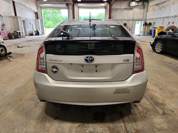 2015 TOYOTA PRIUS