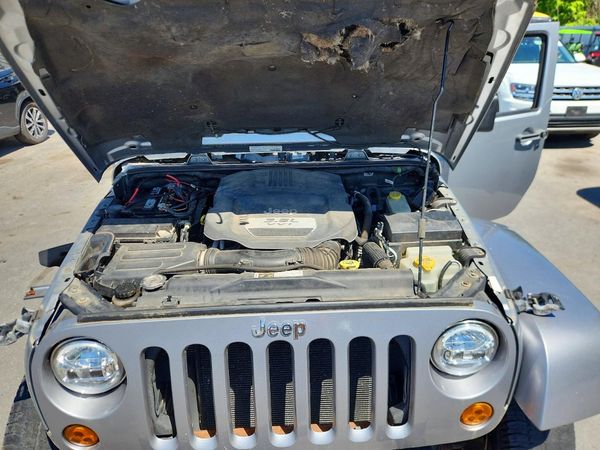 2013 JEEP WRANGLER Sahara
