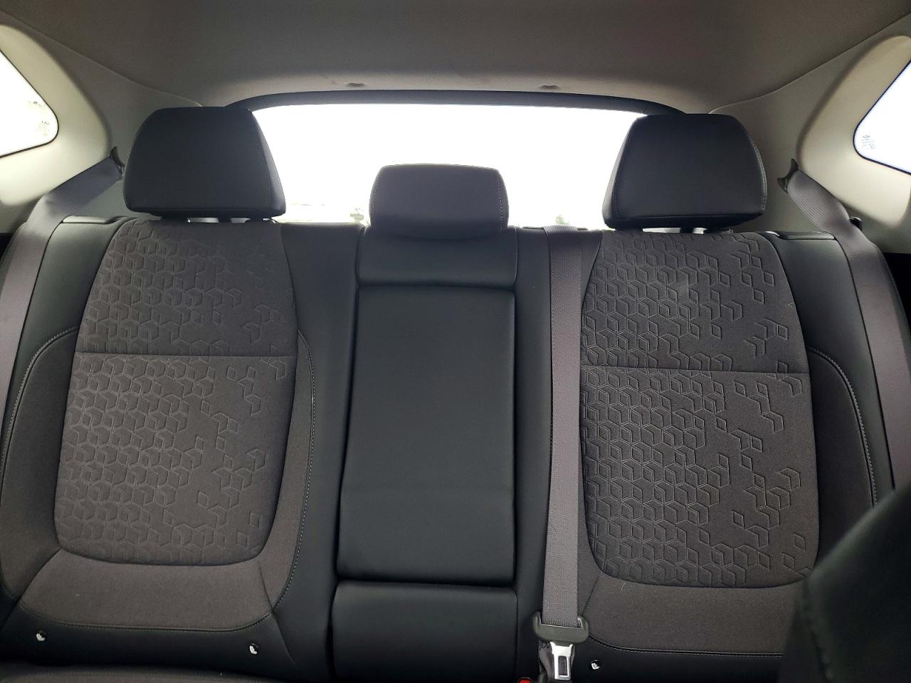 2024 KIA SELTOS S, X-Line