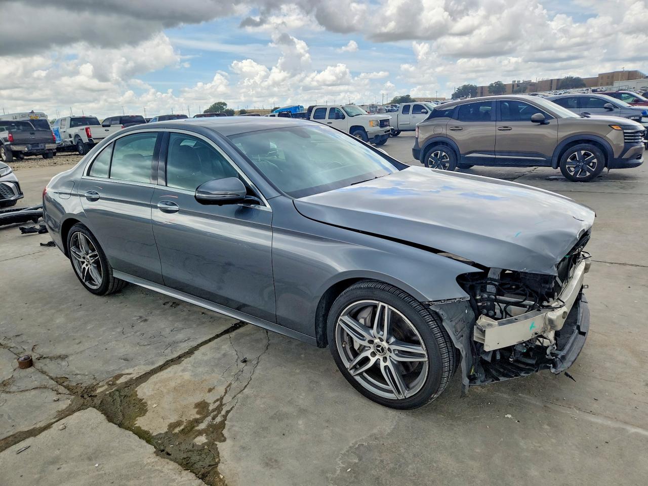 2018 MERCEDES-BENZ E E300