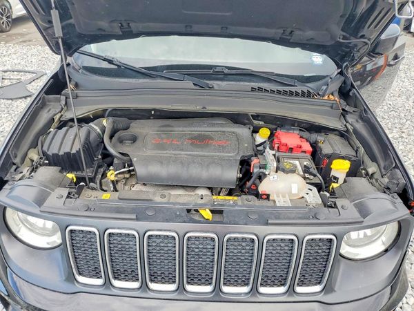 2019 JEEP RENEGADE LATITUDE 4X4